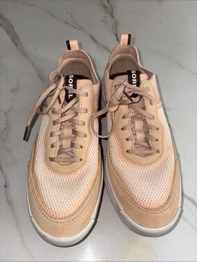 Sorel Women's Beige and Cream Knit Suede Sneakers